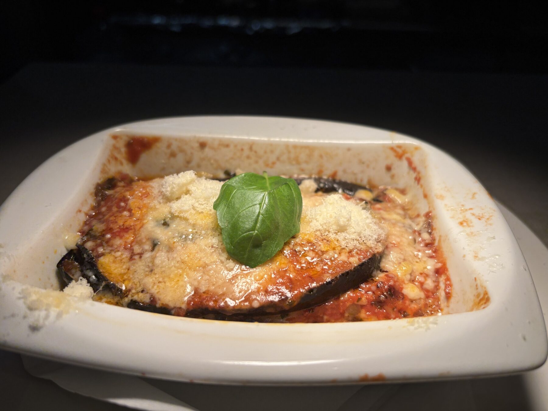 Melanzane alla parmigiana uit de oven